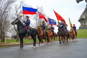 Новости » Общество: В Керчи торжественно встретят конный казачий ход