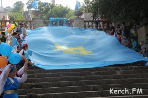 Новости » Общество: Керченский Меджлис не примет участие в гуляниях ко Дню крымско-татарского флага