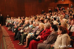 Новости » Общество: В Керчи перенесли празднование Дня учителя