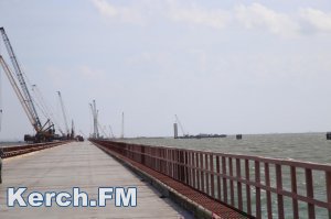 Новости » Общество: В Минтрансе обещают завершить строительство Керченского моста в срок