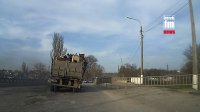Ты репортер: По дорогам Керчи возят металлолом на перегруженном грузовике
