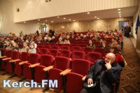 Новости » Общество: В Керчи был полупустой зал на концерте, посвященном «Крымской весне»
