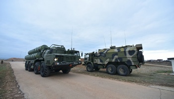 Новости » Общество: В Крыму на боевое дежурство заступил третий дивизион ЗРК С-400