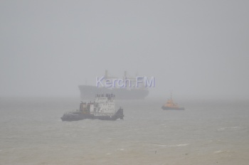 Новости » Общество: Судоходство в акватории Черного и Азовского морей приостановили из-за непогоды