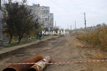 Новости » Общество: Возобновят ремонт дороги: на Марата поменяли прогнившую трубу