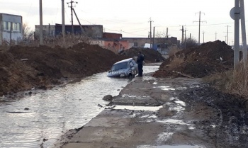 Новости » Права человека » Общество: Поздравляем: на Полевую в Керчи без проблем могут ездить машины скорой, МЧС и полиции