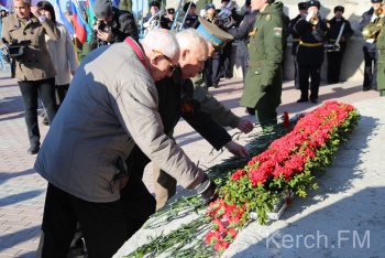 Новости » Общество: В Аджимушкае прошло торжественное возложение цветов