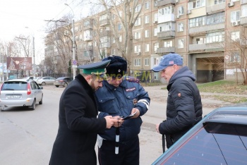 Новости » Общество: Керченские приставы выявили шесть должников во время рейда с ГИБДД