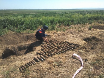 Новости » Криминал и ЧП: Керченский специальный морской отряд за два дня ликвидировал более 8 тыс снарядов