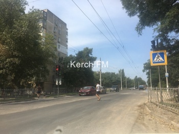 Новости » Общество: На Вокзальном шоссе восстановили дорожное полотно