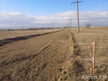 Новости » Общество: Время собирать камни: на улице Гаспринского подготавливают грунт к укладке асфальта