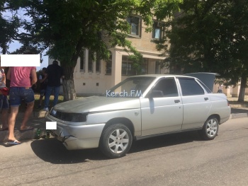 Новости » Криминал и ЧП: На Горьковском мосту столкнулись «Toyota» и «Lada»