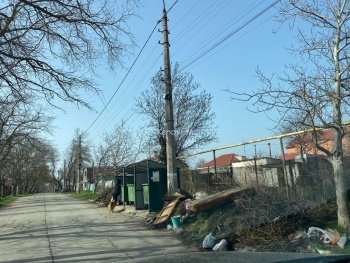 Новости » Общество: Керчане продолжают жаловаться на плохой вывоз мусора