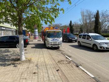 Новости » Общество: На Кирова перед парадом Победы нанесут новую разметку