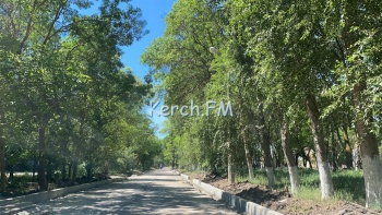 Новости » Общество: В Керчи на ул. Андрея Первозванного установили бордюры