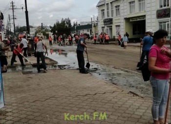 Новости » Общество: С 18 часов в Керчи опять будут перекрыты Пролетарская, Козлова и ближайшие улицы