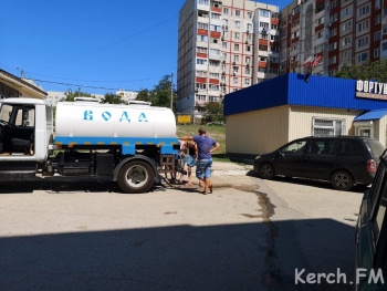 Новости » Общество: Сегодня до вечера Марат 4 и Марат 5 будут без воды