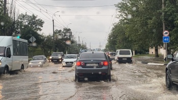 Новости » Общество: Обстановка на дорогах Керчи от Сморжевского до Свердлова