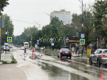 Новости » Общество: Водители, внимательнее: на «Институте» отключен светофор