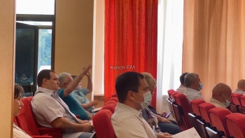 Новости » Общество: Депутаты горсовета Керчи приняли изменения в Уставе города