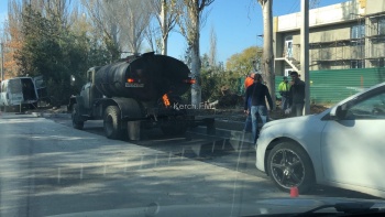 Новости » Общество: К новому детсаду в Аршинцево заасфальтировали въезд и парковку