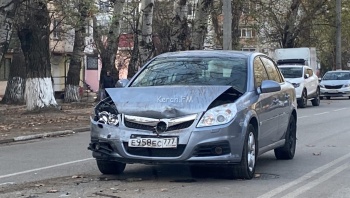 Новости » Криминал и ЧП: На Горького столкнулись два «Opel»