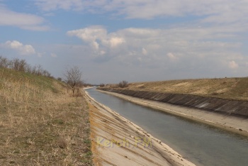 Новости » Общество: Роспотребнадзор усиливает контроль за водой из Днепра в Крыму