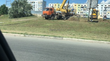 Новости » Общество: У бывшего моста по Буденного демонтировали билборд