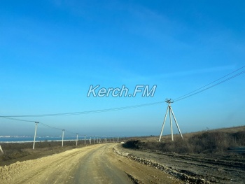 Новости » Общество: Строят, но медленно – дорога на Крепость со стороны Бочарки когда-то появится