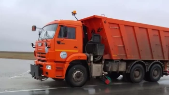 Новости » Общество: Из-за гололеда в Крыму дорожные службы перешли на усиленный режим работы – Минтранс