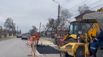 Новости » Общество: Водоканал Керчи завершает работы по Чкалова