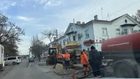 Дубинина частично перекрыта: на Пролетарской устраняют порыв