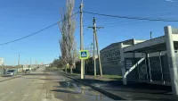 Остановочный павильон на АТП в Керчи так и не подняли выше