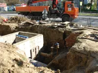 Новости » Общество: По Генерала Петрова в Керчи завершается очередная состыковка труб нового водовода