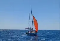 Новости » Криминал и ЧП: В Черном море яхта потерпела бедствие в восьми милях от мыса Форос