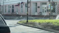 Новости » Коммуналка » Общество: На Кирова заработала система капельного полива