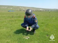 Новости » Общество: В Керчи пиротехники уничтожили четыре взрывоопасных предмета времен ВОВ