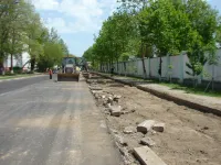 На улице Кирова в Керчи кипит работа по созданию новых парковок