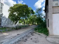 Новости » Общество: В Керчи ведется благоустройство двора по Горького, 3Б
