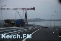 Новости » Общество: На въезд в Крым перед мостом начали расти очереди