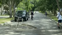Коммунальщики оставили очередную глубокую яму на дороге