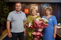 Новости » Общество: Сегодня свой юбилей отмечает известная керчанка Нина Батищева