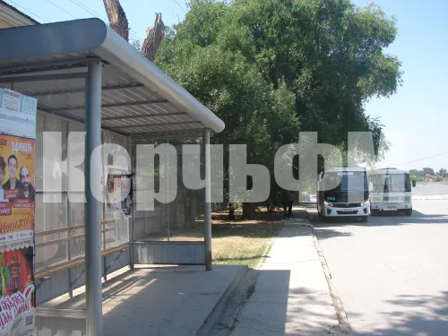 Новый маршрут в Керчи добавили, о расписании на остановках забыли