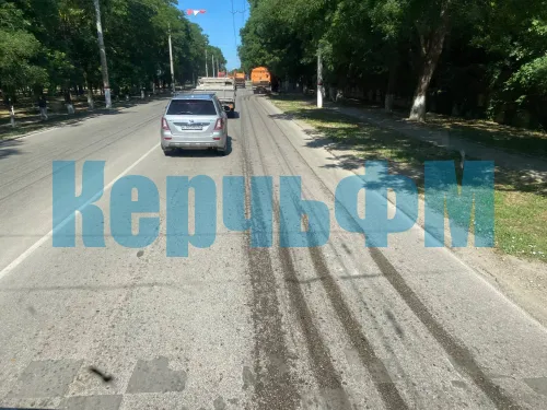 Мусороуборочная техника на дорогах Керчи: оценка керчанина