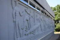Новости » Общество: Дворец спорта "Судостроитель" в Керчи: фасад почти готов