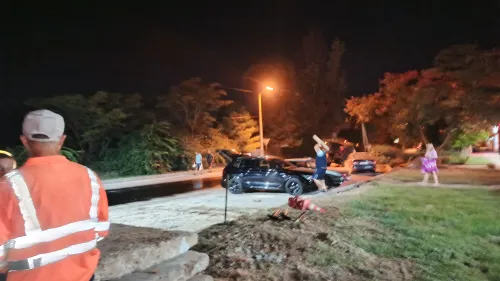 Новости » Общество: "СТГ-Юг" в Керчи укладывает второй слой асфальта по Кирова. Ночь