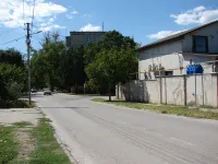 Новости » Общество: Вдоль дороги по Пошивальникова в Керчи исчезли тротуары