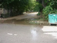 В поселке Капканы произошел порыв водовода