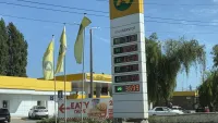 Первый день августа в Керчи с новыми ценами на топливо
