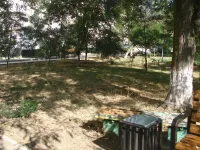 Новости » Общество: Жильцы МКД по Генерала Петрова, 10,12,14 в Керчи: нарекания после благоустройства дворов